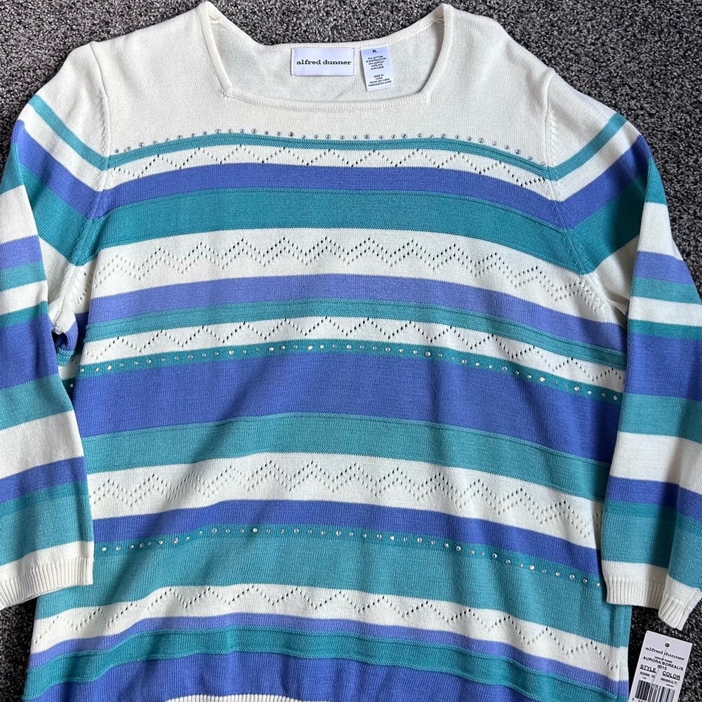 New Alfred Dunner Blue and Teal Striped Sweater (XL)